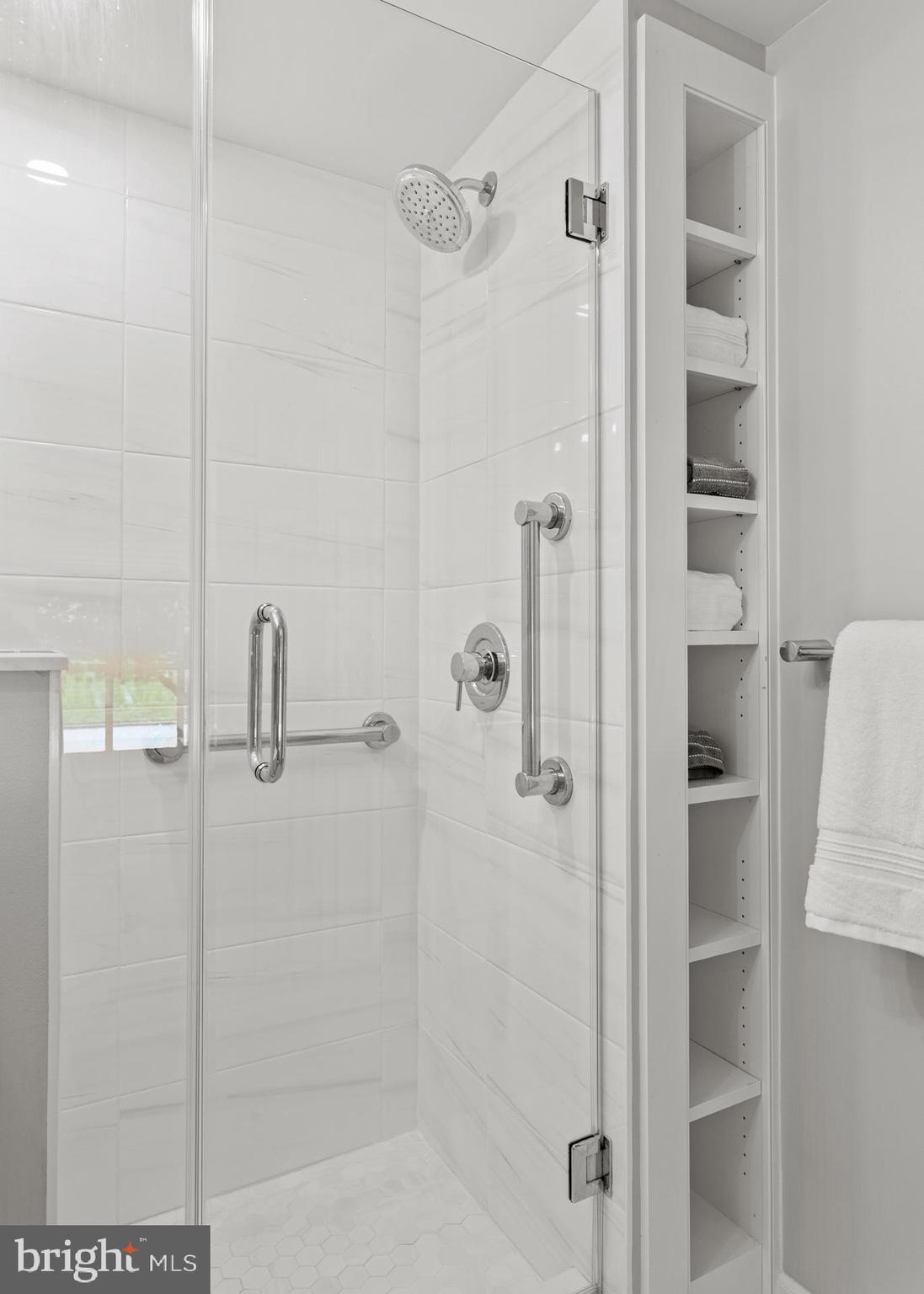 622 Mount View Road Berwyn, PA 19312 - Photo 23 of 48 Primary Shower