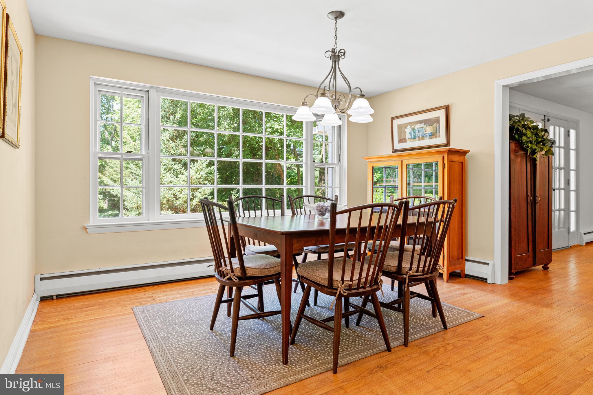 622 Mount View Road Berwyn, PA 19312 - Photo 9 of 48 Dining Room