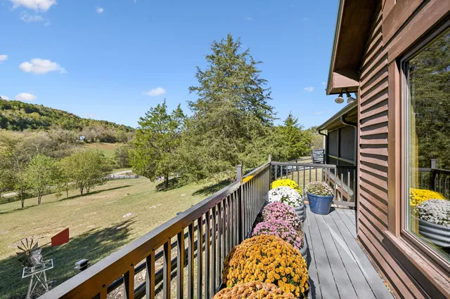 $1,250,000 | 2846 Fuller Hollow Road, Cornersville, TN 37047