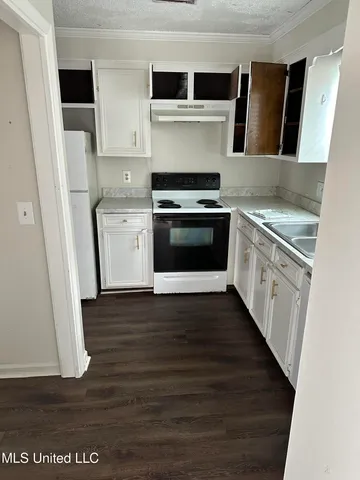 $1,175 | 2328 River Oaks Boulevard, Jackson, MS 39211