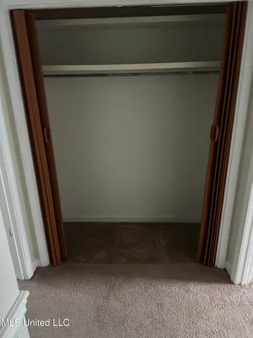 $1,175 | 2328 River Oaks Boulevard, Jackson, MS 39211