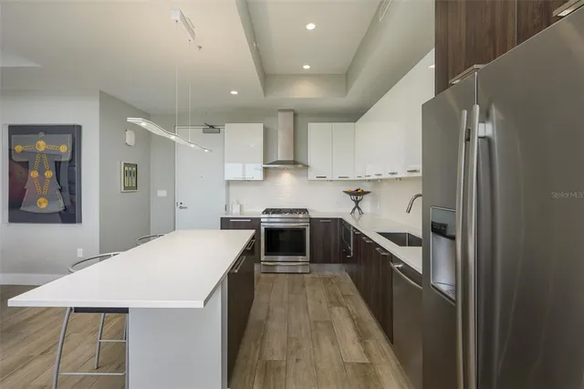 $1,135,000 | 635 South Orange Avenue, Unit 404, Sarasota, FL 34236