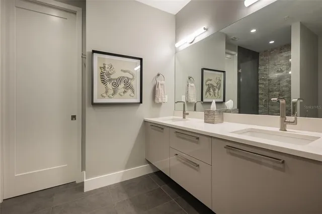 $1,135,000 | 635 South Orange Avenue, Unit 404, Sarasota, FL 34236