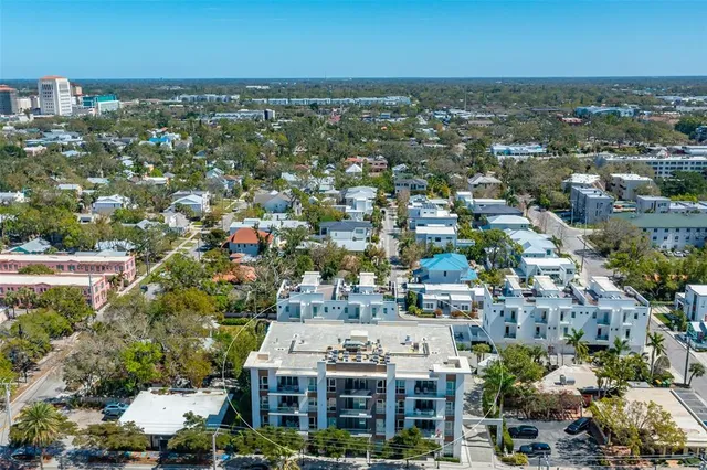 $1,135,000 | 635 South Orange Avenue, Unit 404, Sarasota, FL 34236