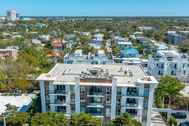 $1,135,000 | 635 South Orange Avenue, Unit 404, Sarasota, FL 34236