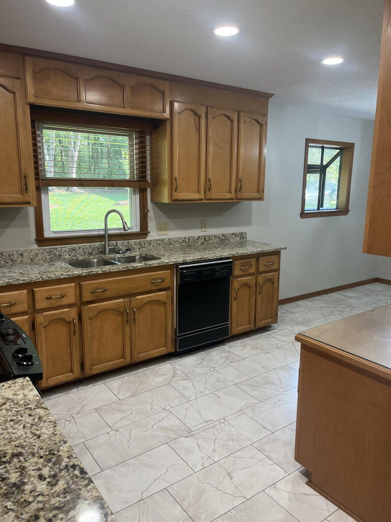 200 South Oak Ridge Drive Enterprise, AL 36330 - Photo 11 of 29 Gallery Image 11