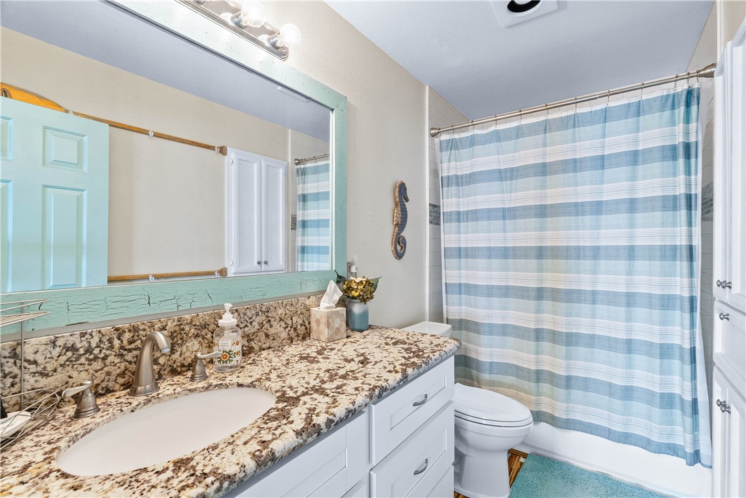 614 Copano Ridge Road Rockport, TX 78382 - Photo 19 of 38