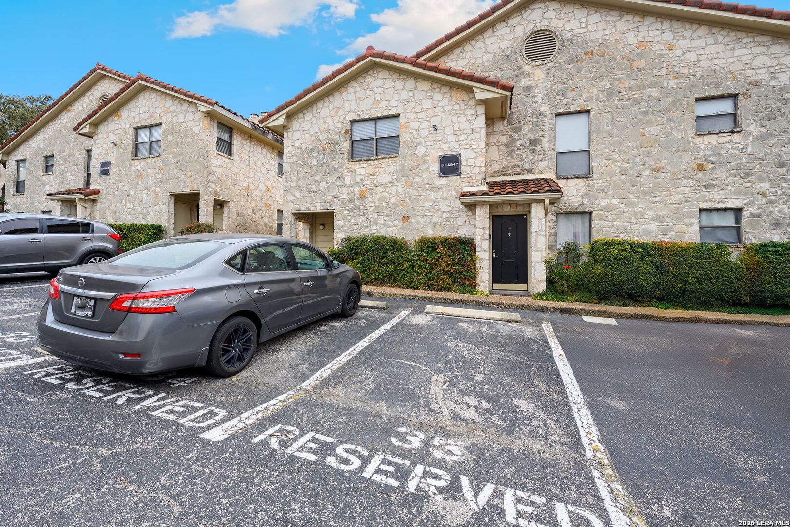 7738 Chambers Road, Unit 702 San Antonio, TX 78229 - Photo 3 of 33