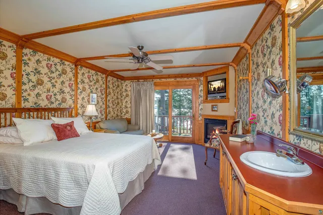 $2,250,000 | 89405 Jack Pine Road, Cornucopia, WI 54827