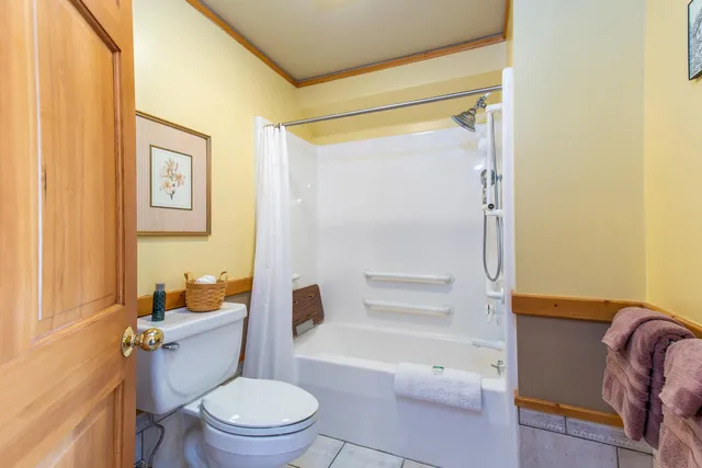 $2,250,000 | 89405 Jack Pine Road, Cornucopia, WI 54827