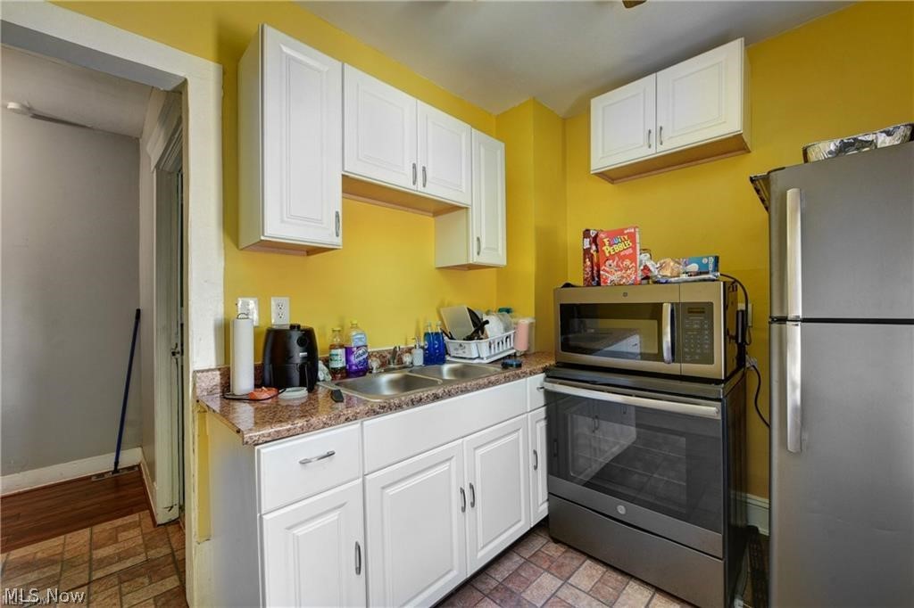 2945 Fulton Road Cleveland, OH 44113 - Photo 16 of 26 Gallery Image 16