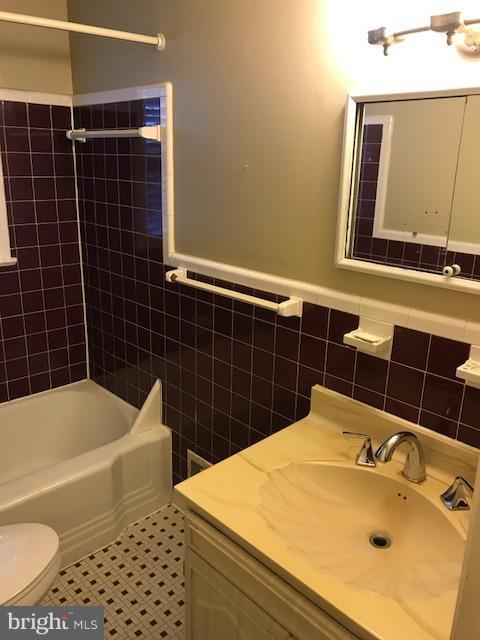 7914 Livingston Road Oxon Hill, MD 20745 - Photo 15 of 30 Bath