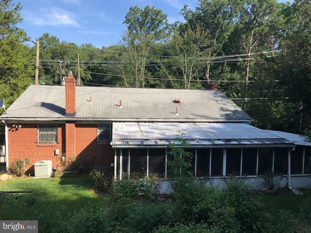 7914 Livingston Road Oxon Hill, MD 20745 - Photo 6 of 30 Exterior (Rear)
