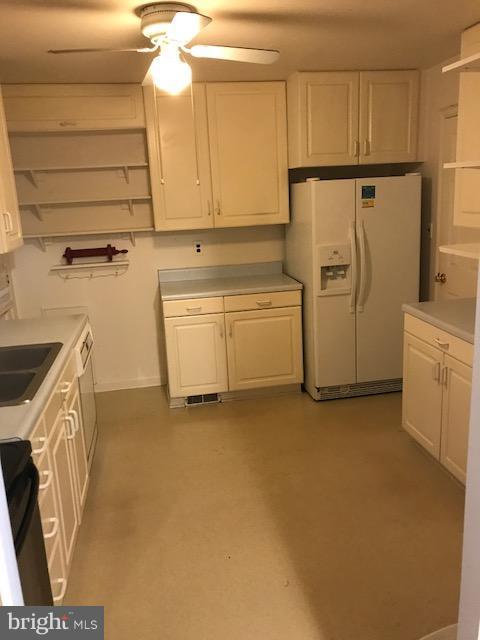 7914 Livingston Road Oxon Hill, MD 20745 - Photo 10 of 30 Kitchen