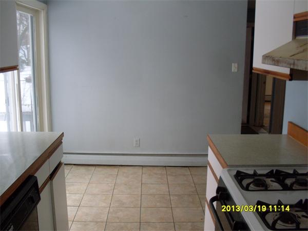115 Cherokee Drive Springfield, MA 01109 - Photo 5 of 12 Gallery Image 5