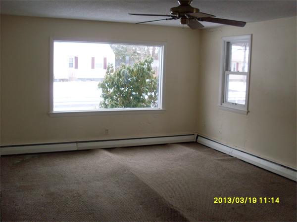 115 Cherokee Drive Springfield, MA 01109 - Photo 7 of 12 Gallery Image 7