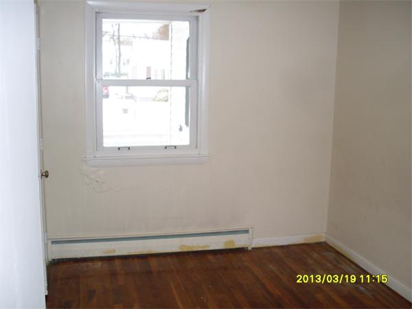 115 Cherokee Drive Springfield, MA 01109 - Photo 8 of 12 Gallery Image 8