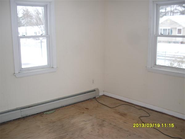 115 Cherokee Drive Springfield, MA 01109 - Photo 10 of 12 Gallery Image 10