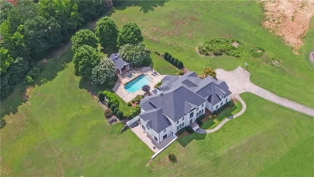 $2,000,000 | 2760 Camp Branch Road, Buford, GA 30519