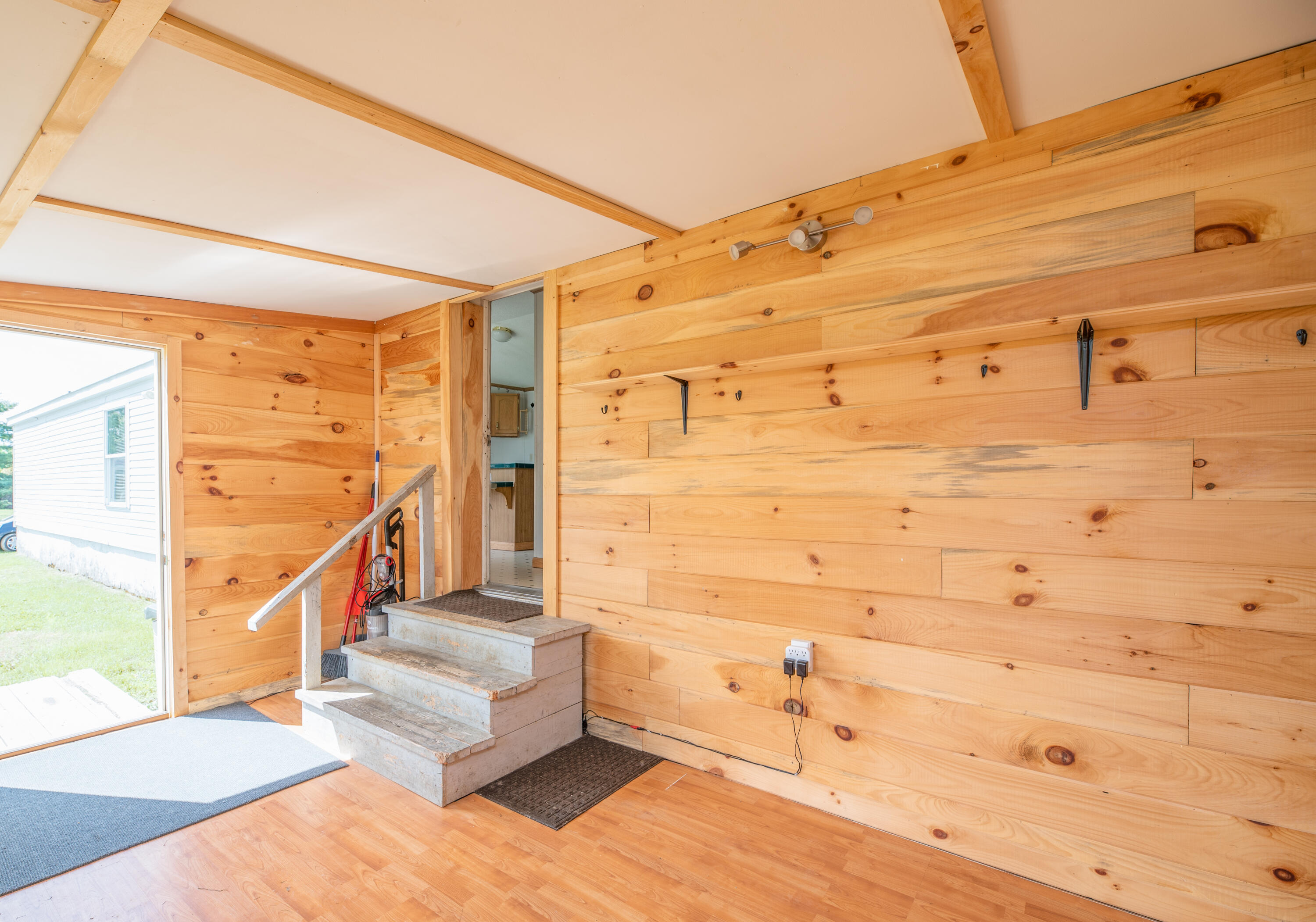 12 Riley's Road Waterville, ME 04901 - Photo 10 of 44 Interior18 (1)