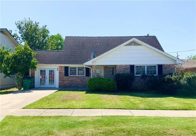 $300,000 | 2104 Frankel Avenue, Metairie, LA 70003