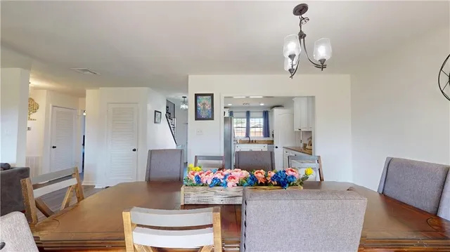 $300,000 | 2104 Frankel Avenue, Metairie, LA 70003