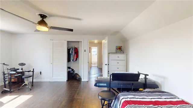 $300,000 | 2104 Frankel Avenue, Metairie, LA 70003