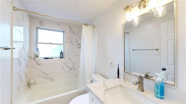 $300,000 | 2104 Frankel Avenue, Metairie, LA 70003