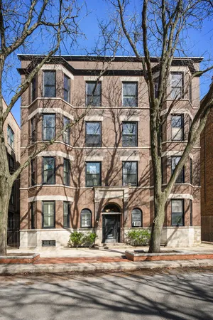 $575,000 | 1709 North North Park Avenue, Unit 1, Chicago, IL 60614