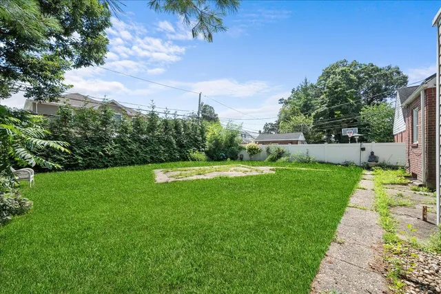 $835,000 | 1752 New Hyde Park Road, New Hyde Park, NY 11040