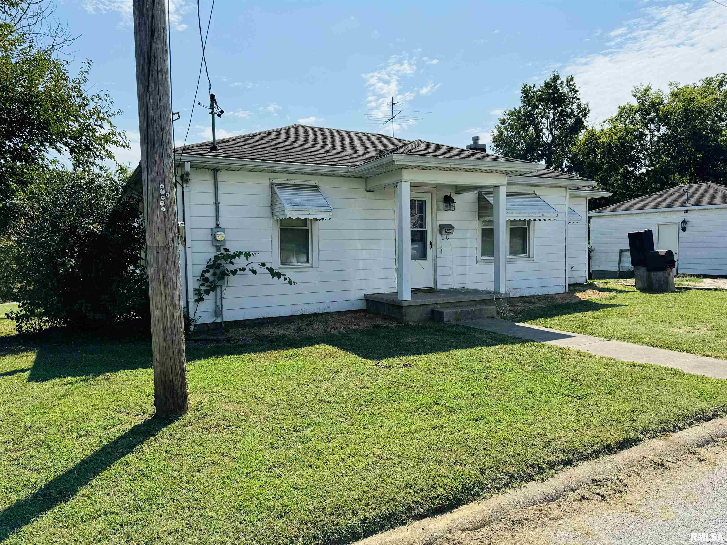 706 McKinley St  