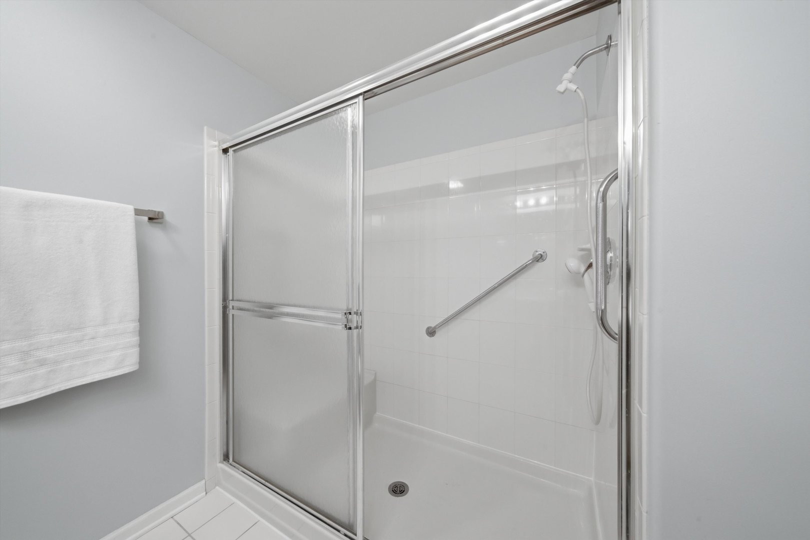 1761 Pavilion Way, Unit 301 Park Ridge, IL 60068 - Photo 20 of 46 Gallery Image 20