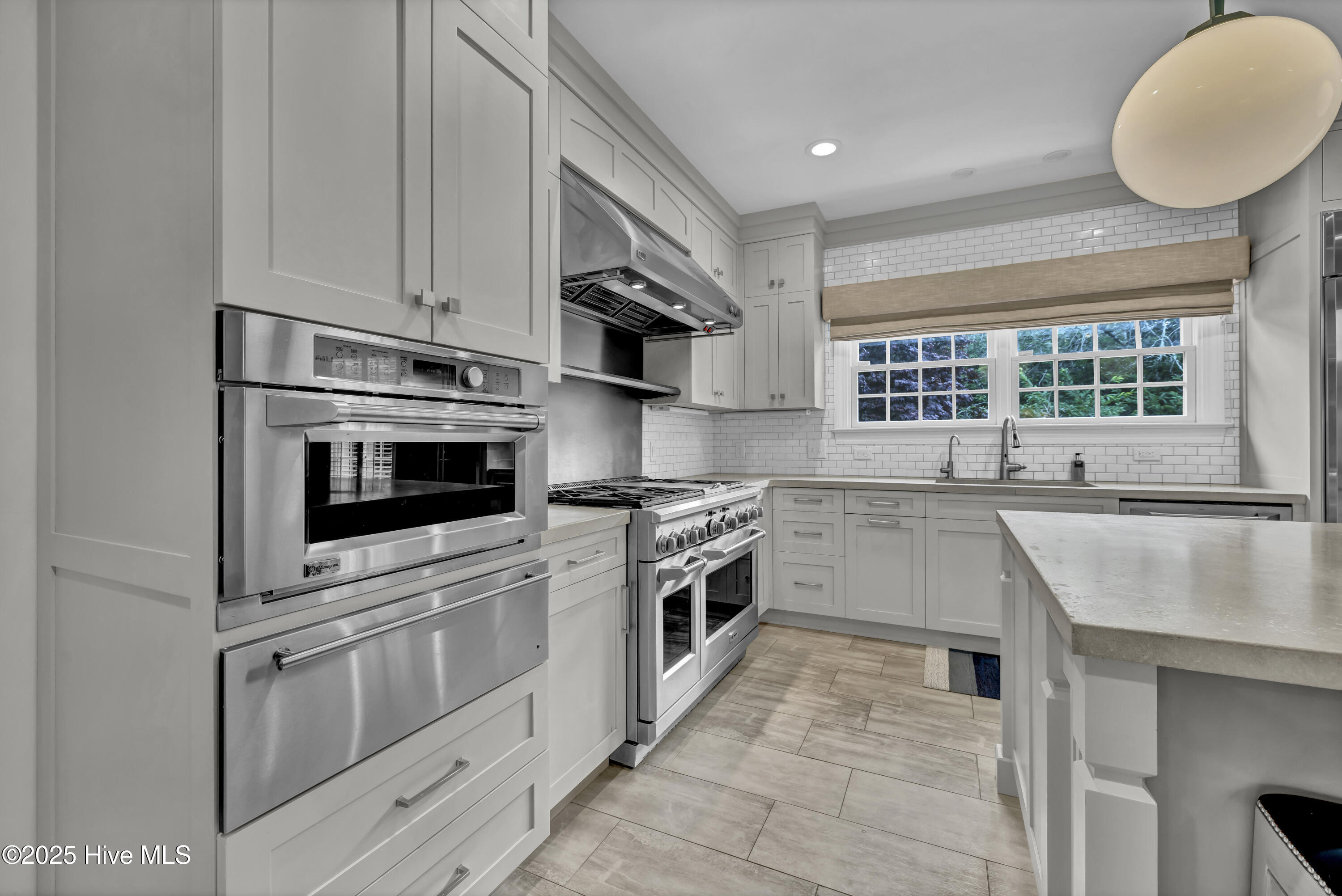 1920 Hillsboro Road Wilmington, NC 28403 - Photo 32 of 69 029_6q7a3396_999