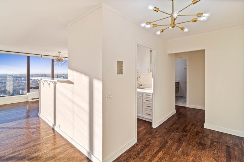 5445 North Sheridan Road, Unit 2815 Chicago, IL 60640 - Photo 25 of 28