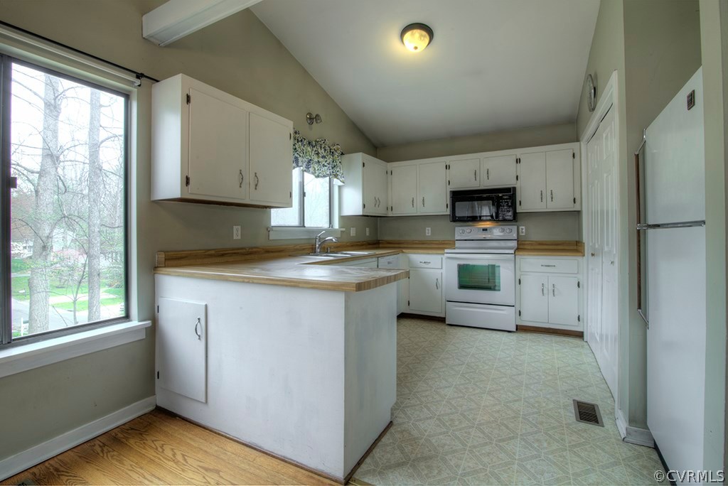 1458 Lockett Ridge Road Midlothian, VA 23114 - Photo 5 of 29 Gallery Image 5