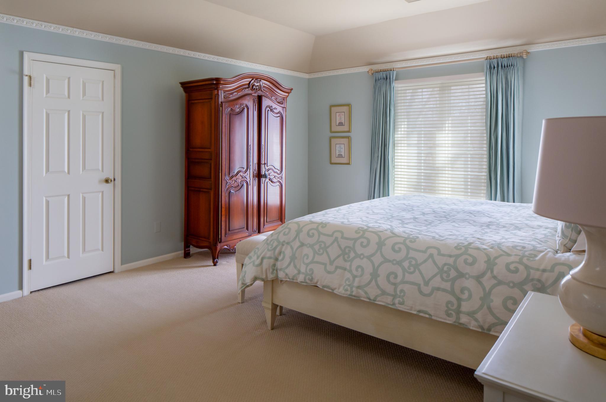 415 Round Hill Road Wayne, PA 19087 - Photo 16 of 37 Master Bedroom.