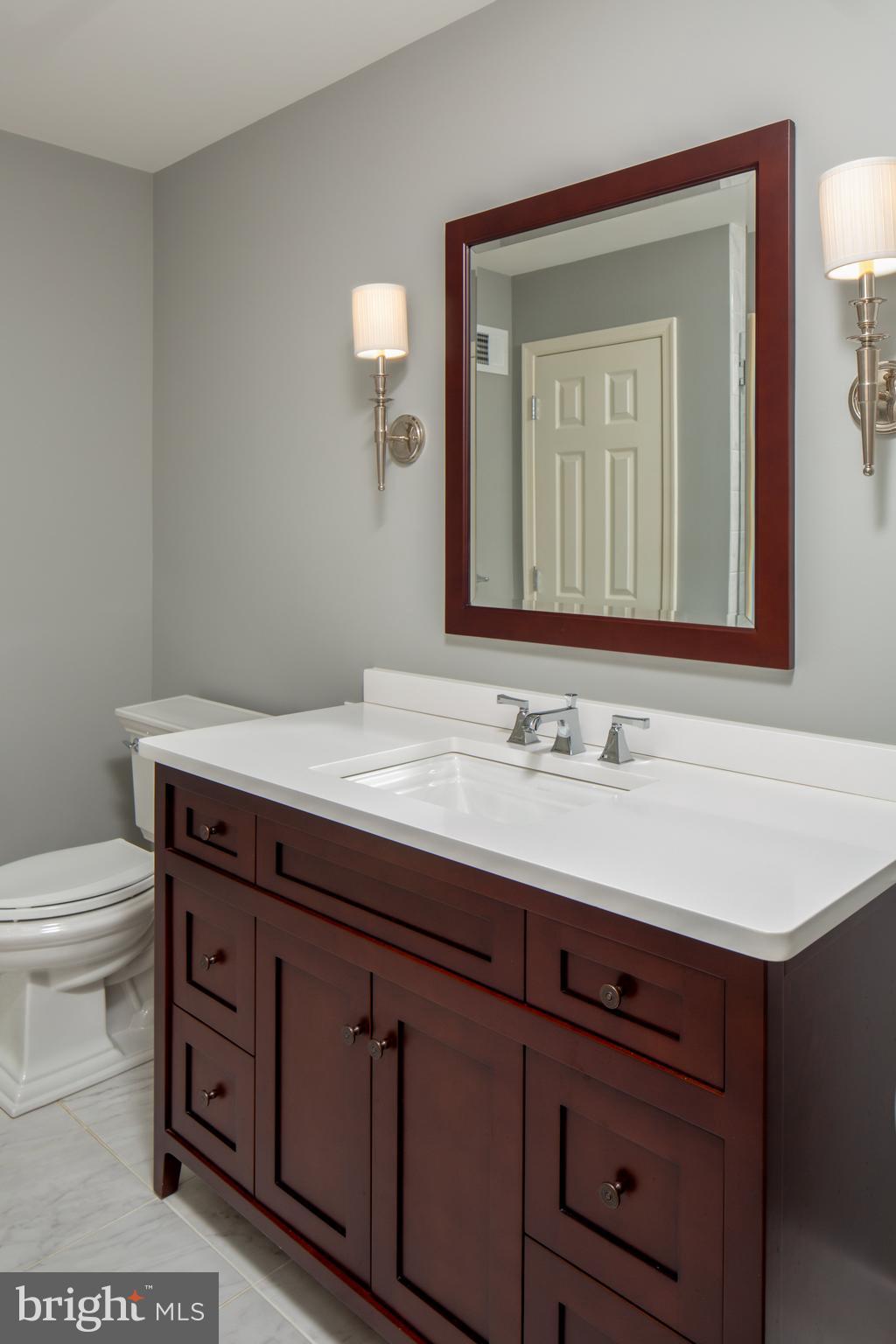 415 Round Hill Road Wayne, PA 19087 - Photo 23 of 37 Hall Bathroom.