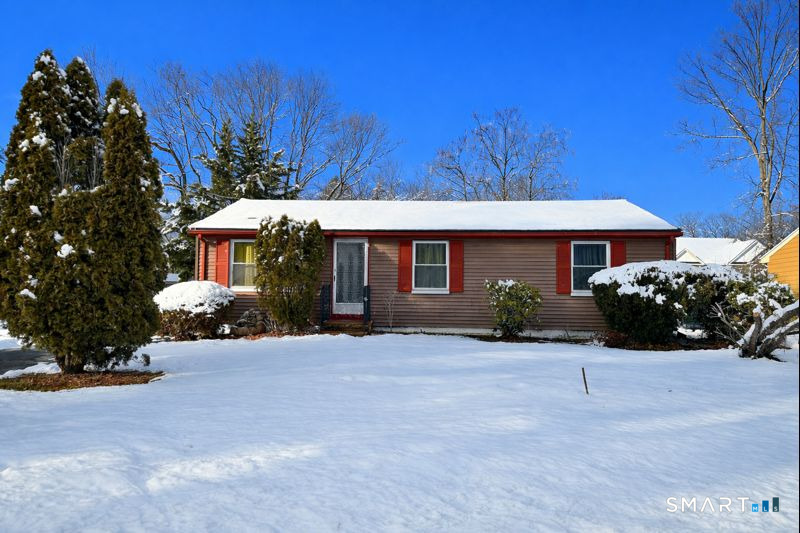 53 Farmstead Circle Bloomfield, CT 06002 - Photo 1 of 18