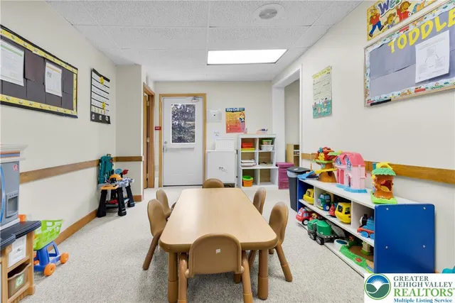 $375,000 | 780 Claremont Avenue, Tamaqua, PA 18252