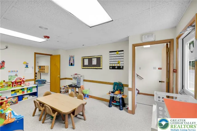 $375,000 | 780 Claremont Avenue, Tamaqua, PA 18252