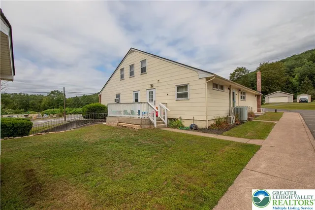 $375,000 | 780 Claremont Avenue, Tamaqua, PA 18252