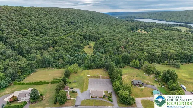 $375,000 | 780 Claremont Avenue, Tamaqua, PA 18252