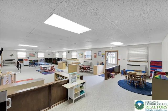 $375,000 | 780 Claremont Avenue, Tamaqua, PA 18252