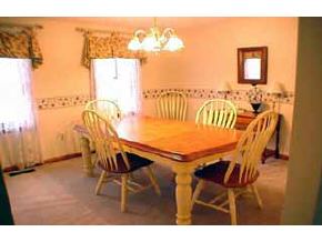 18 Greenwich Road Litchfield, NH 03052 - Photo 3 of 9