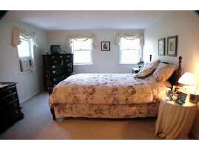 18 Greenwich Road Litchfield, NH 03052 - Photo 4 of 9