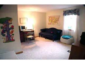 18 Greenwich Road Litchfield, NH 03052 - Photo 6 of 9