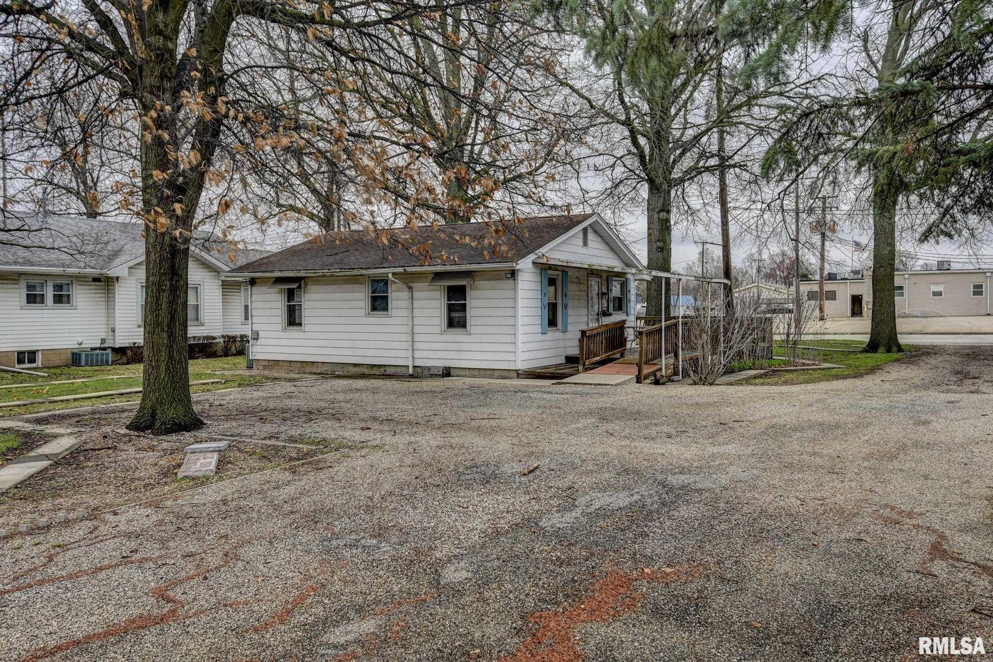 417 North Cheney Street Taylorville, IL 62568 - Photo 15 of 23