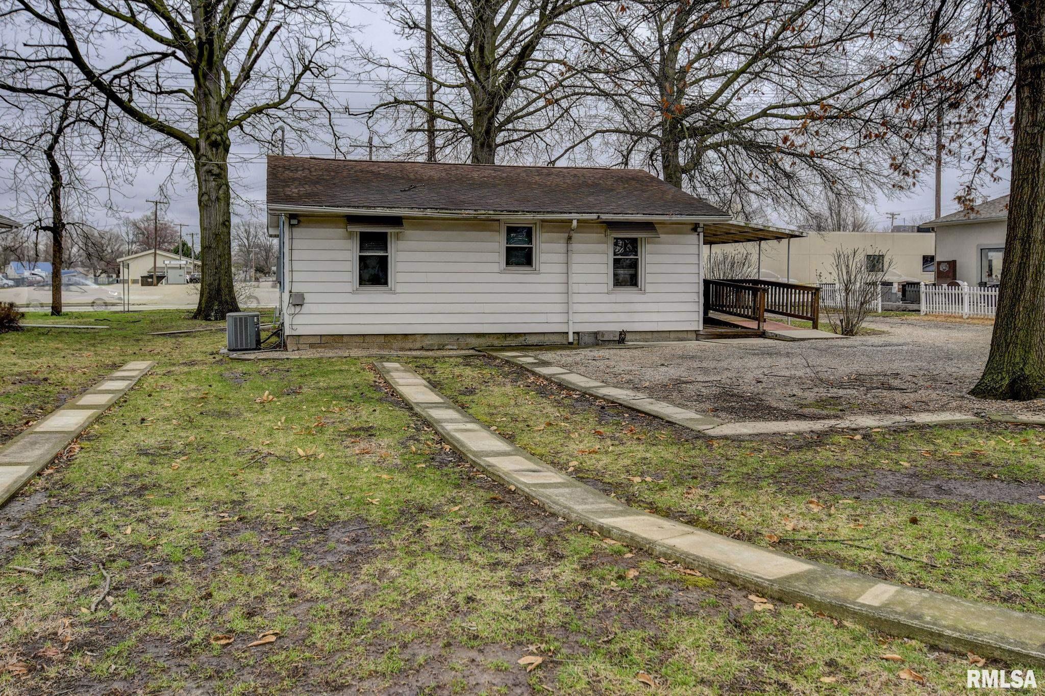 417 North Cheney Street Taylorville, IL 62568 - Photo 20 of 23