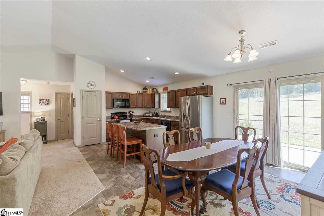 1024 St Charles Way Anderson, SC 29621 - Photo 9 of 22 Gallery Image 9
