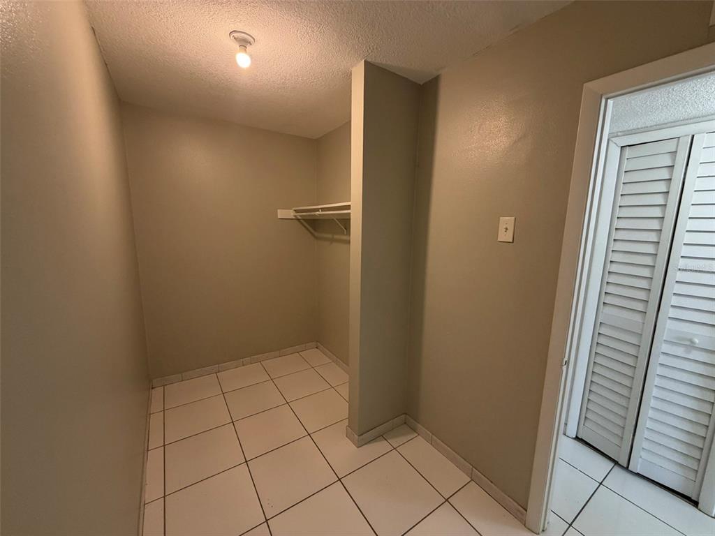5317 Curry Ford Road, Unit Q201 Orlando, FL 32812 - Photo 10 of 15